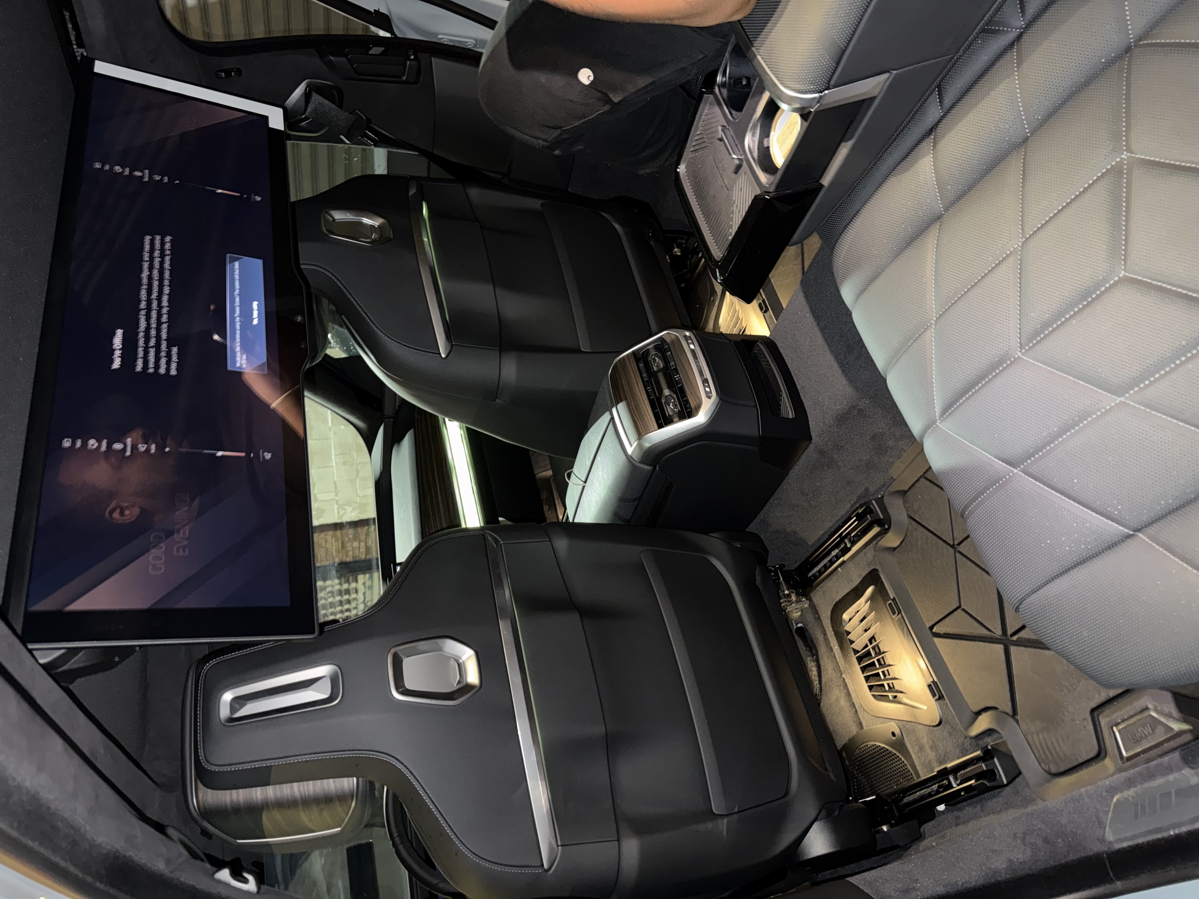 BMW 760 — photo 3