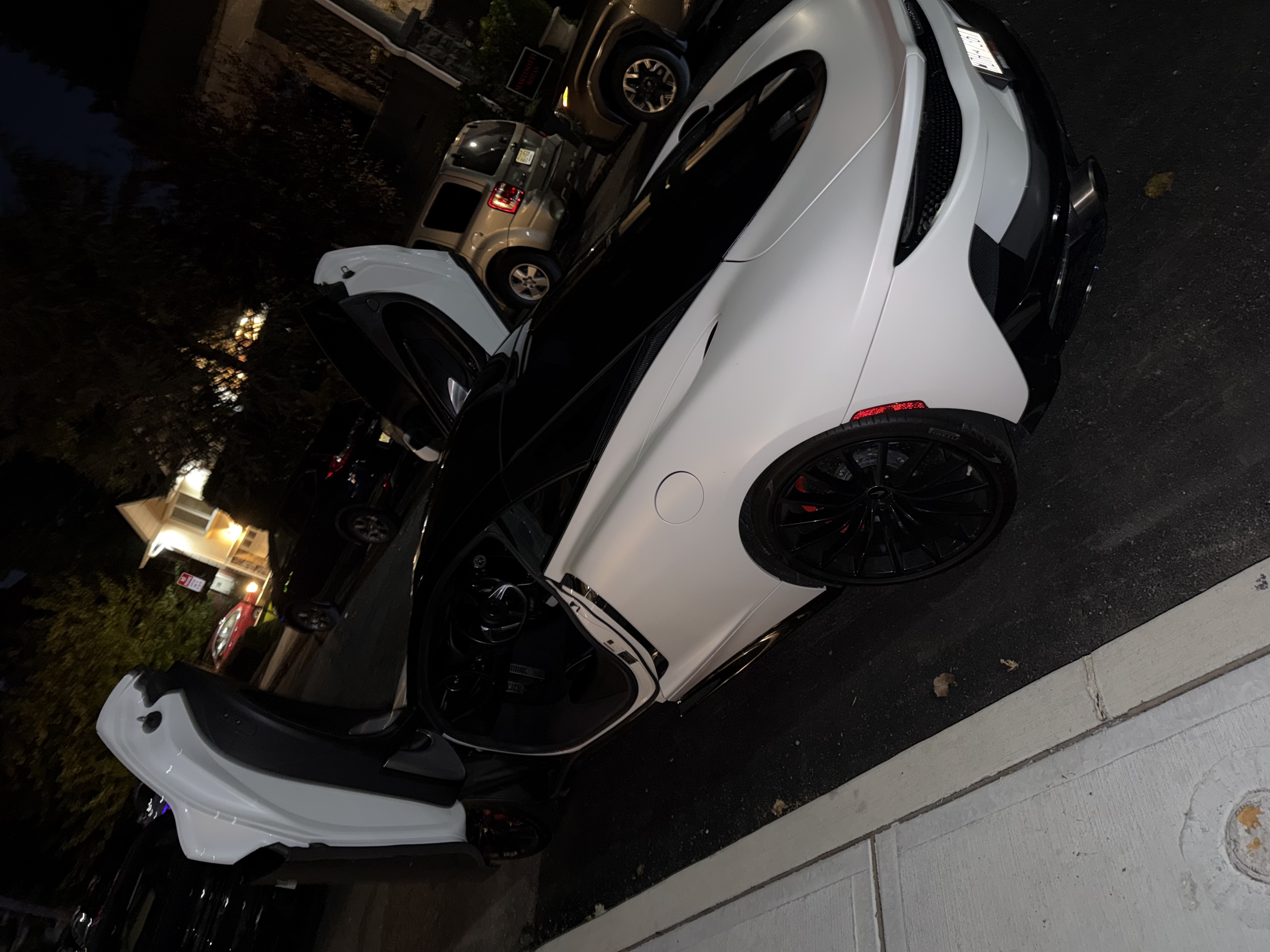 Mclaren Aventura — photo 3