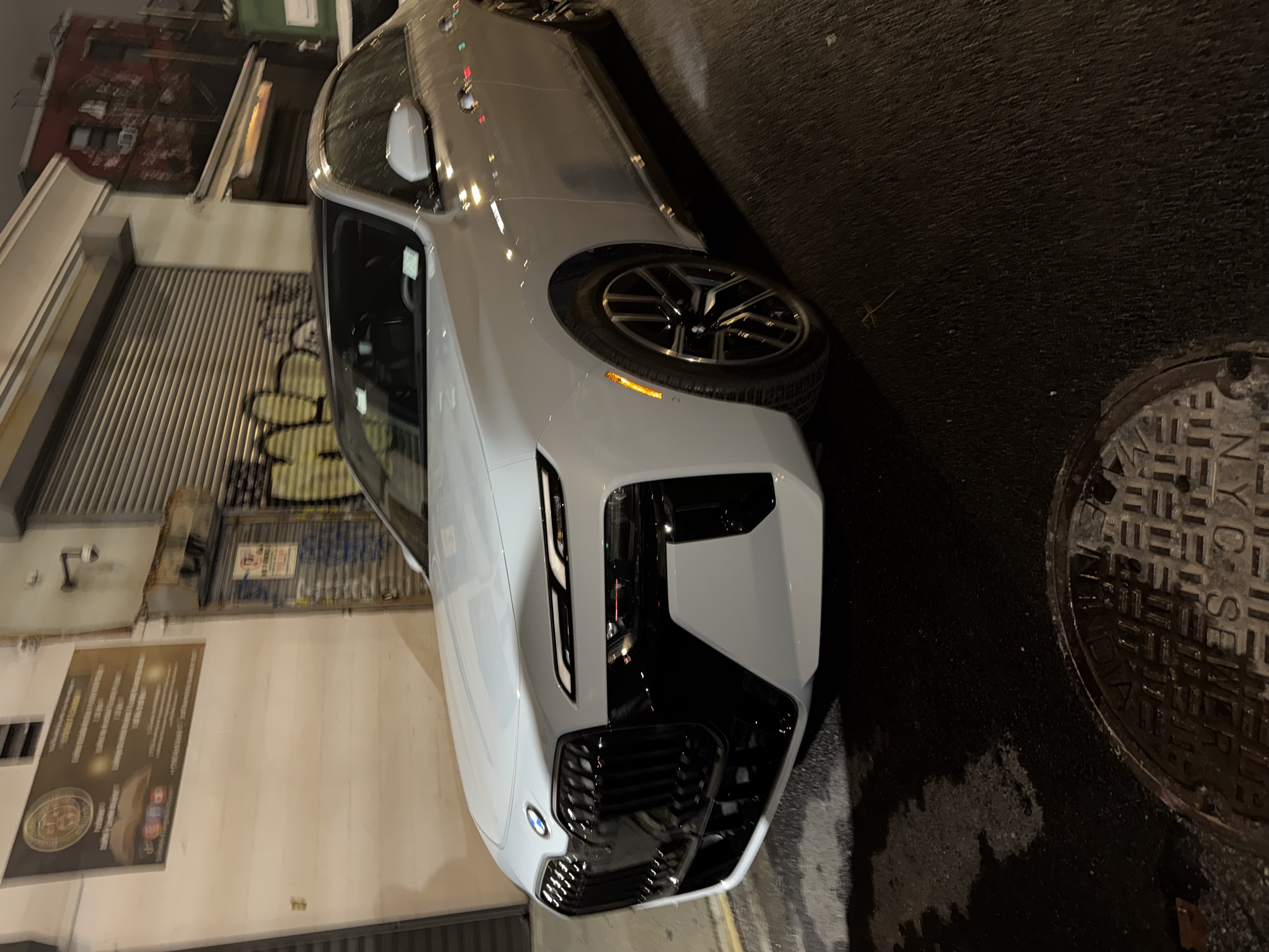 BMW 760 — photo 1